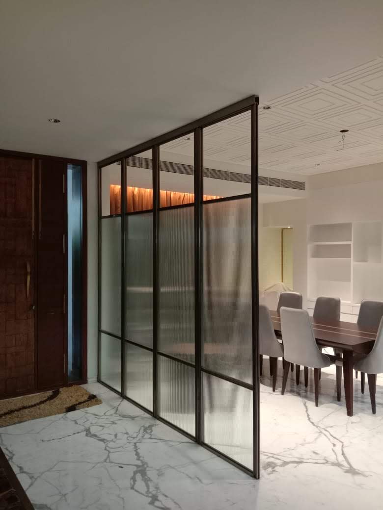 hettich-hafele-salice-aristo-godrej-saint-gobain-lacquer-glass-wardrobe-designs-dealers-manufacturers-in-gurgaon-gurugram-india